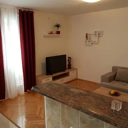Apartment Vice Mali Split Exterior photo